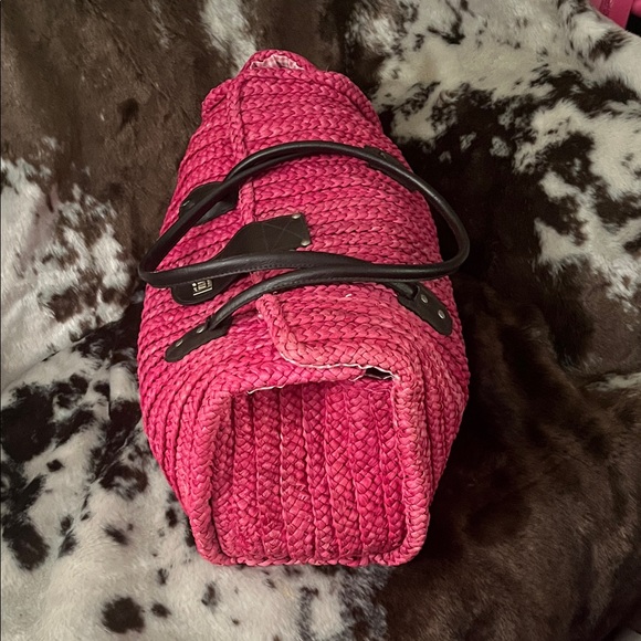 Pink Woven Handbag - Picture 2 of 4